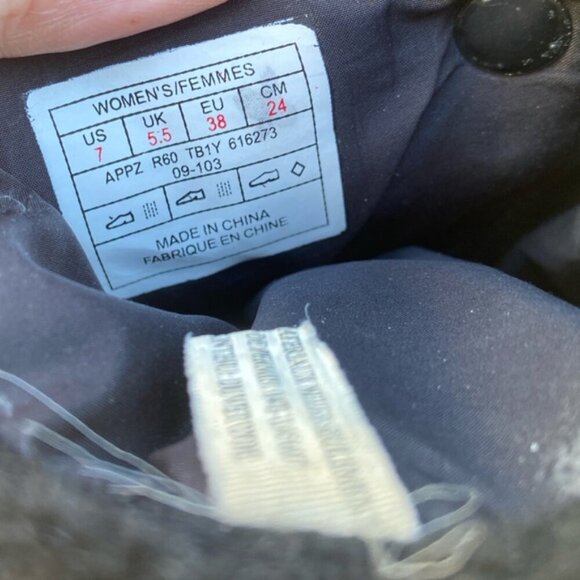 The North Face down Quilted primaloft thermal winter snow booties Sz 7 - Picture 8 of 8